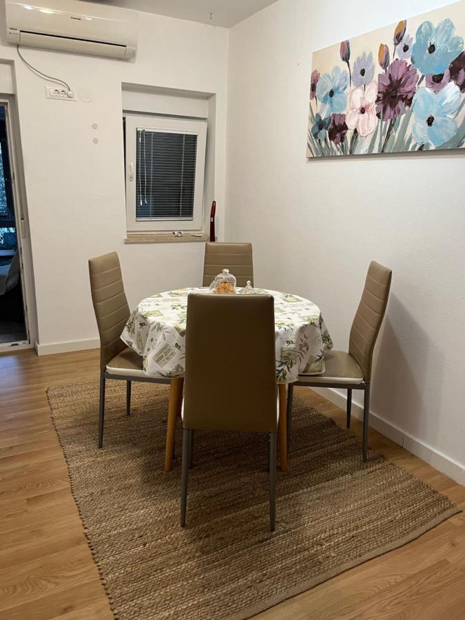 Apartment PUY מראה חיצוני תמונה